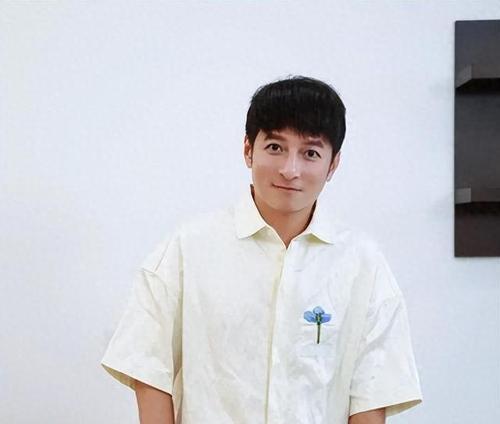 栋哥被封杀后如何复出？