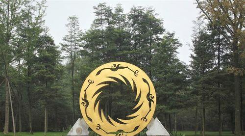 《太阳神鸟金饰——游戏中获得最强蜗牛商周的秘密》（太阳神鸟金饰的获取途径及其在游戏中的重要性）